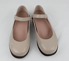 リウマチ対応の靴型装具